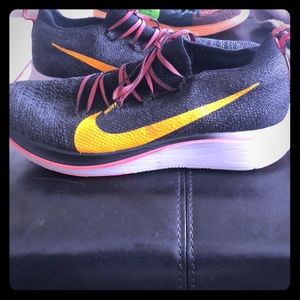 Nike Zoom Flyknit Runner -Carbon fiber plate